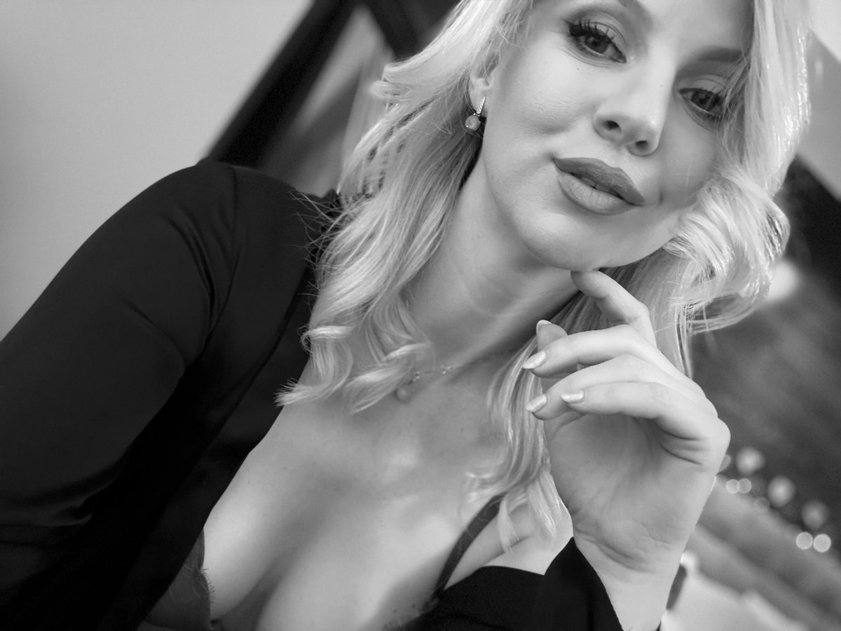 Olivia Onya(✿◠‿◠) (@oliviaonyaf4f) on Twitter photo In my silent days, music speaks for me! ❤️Online now here <a href="/Flirt4Free/">Flirt4Free</a> <a href="/F4FTraining/">Flirt4Free Training Center</a> <a href="/F4Fchat/">F4F Chat</a> <a href="/Flirt4FreeGirls/">Flirt4FreeGirls</a> <a href="/f4feuropegirls/">Flirt4Free Europe Girls</a> <a href="/EvaAgencyLive/">Eva Agency Live</a> In my silent days, music speaks for me! ❤️Online now here <a href="/Flirt4Free/">Flirt4Free</a> <a href="/F4FTraining/">Flirt4Free Training Center</a> <a href="/F4Fchat/">F4F Chat</a> <a href="/Flirt4FreeGirls/">Flirt4FreeGirls</a> <a href="/f4feuropegirls/">Flirt4Free Europe Girls</a> <a href="/EvaAgencyLive/">Eva Agency Live</a>