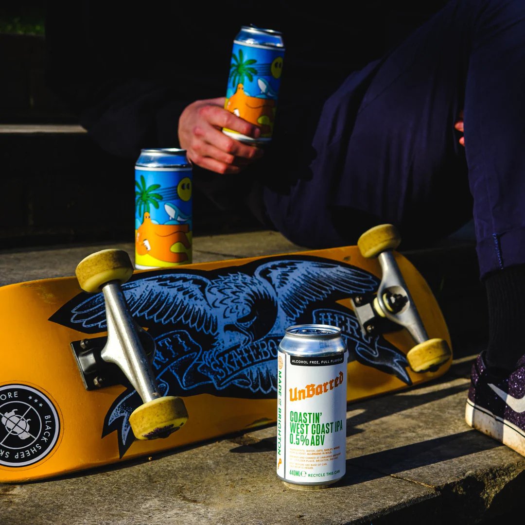Keep It Chill with Coastin' AF West Coast IPA! 🍺🌊

Unbarred Brewery’s Coastin’ Alcohol-Free West Coast IPA (0.5% ABV) brings you all the piney, citrusy goodness of a classic IPA.

Perfect for those who love a crisp, refreshing pint without slowing down.