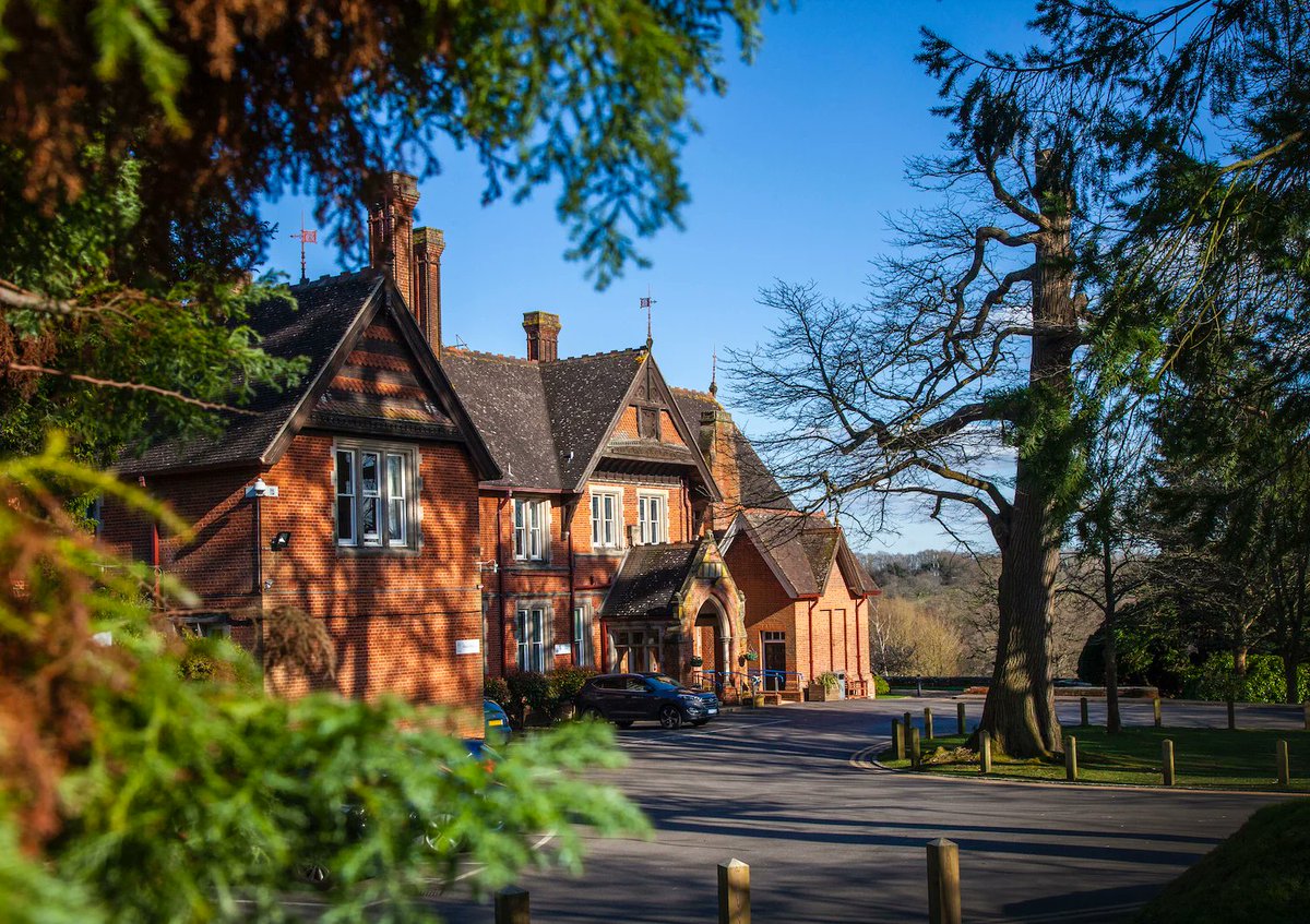 Muddy Stilettos Schools (@muddyschools) on Twitter photo <a href="/KentCollegePemb/">Kent College Pembury</a> is an all-girls senior school in Pembury for ages 11-18, that boasts an impressive ‘Value Added’ extra-curricular and pastoral offering. Click the link to read the review ahead of the open day on 4 March or get signed up to Meet The Head. bit.ly/3DYorbY <a href="/KentCollegePemb/">Kent College Pembury</a> is an all-girls senior school in Pembury for ages 11-18, that boasts an impressive ‘Value Added’ extra-curricular and pastoral offering. Click the link to read the review ahead of the open day on 4 March or get signed up to Meet The Head. bit.ly/3DYorbY