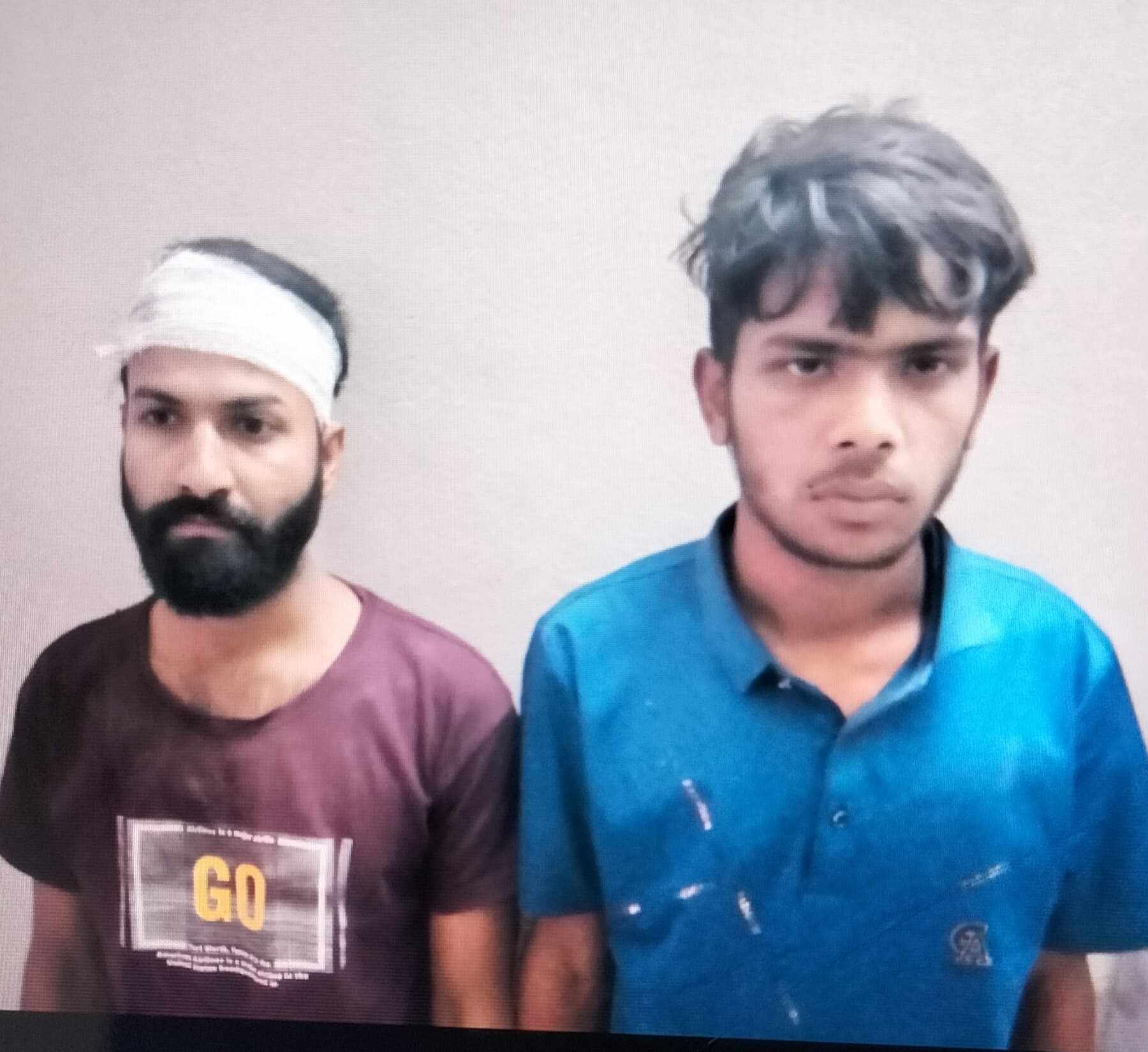 শার্শায় ব‍্যবসায়ীকে কুপিয়ে সাড়ে ৮ লাখ টাকা ছিনতাই, আটক -৪