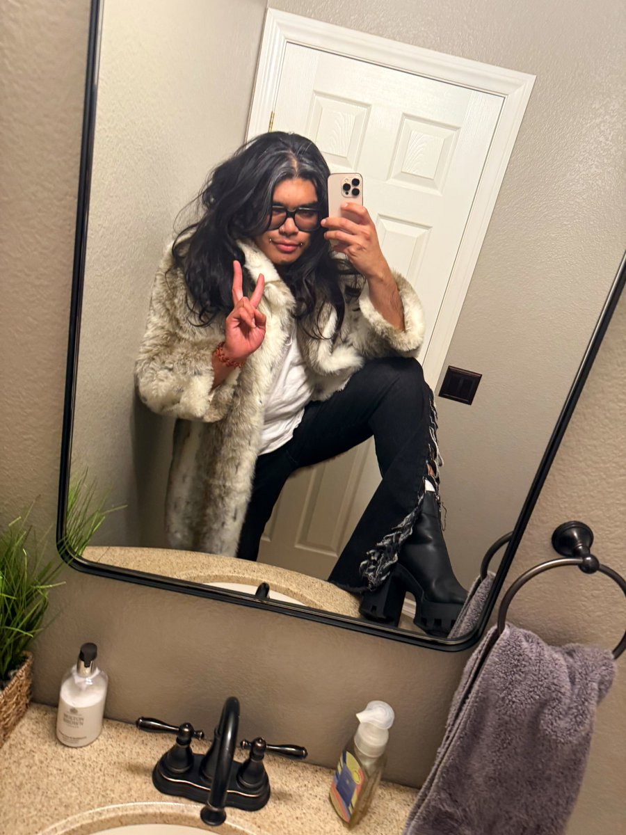 the whore of charm school tweet media