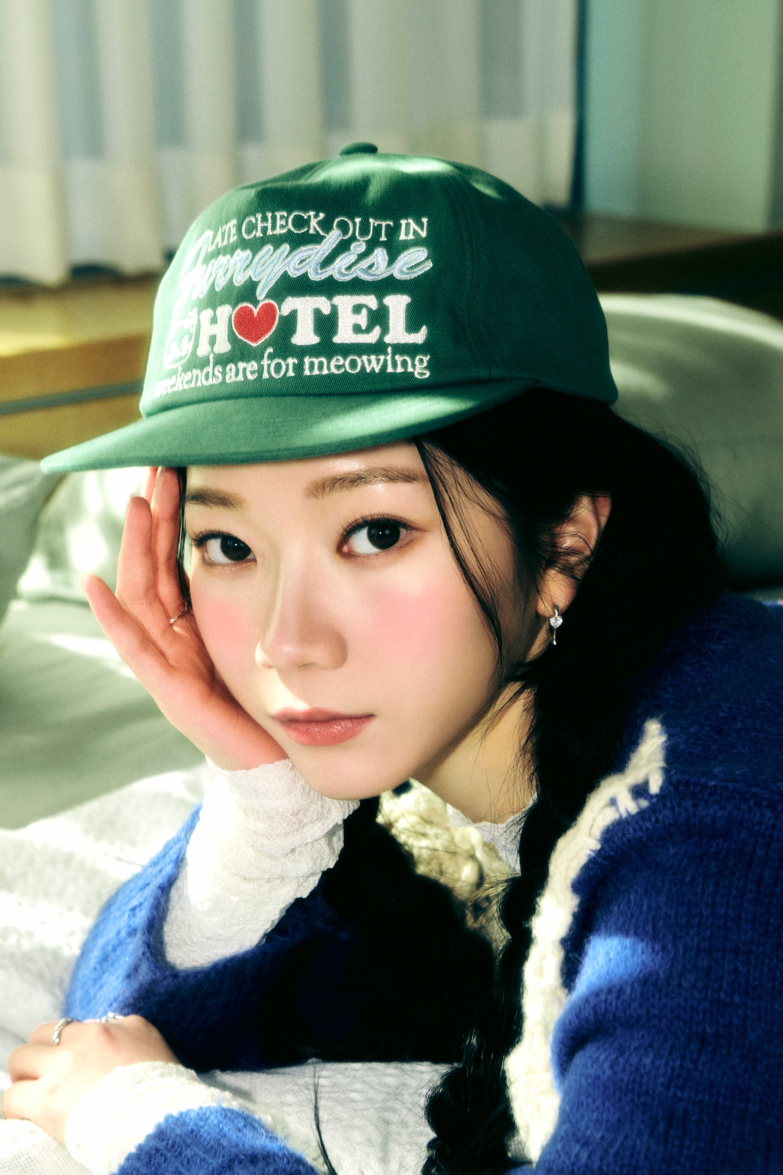 GkNrkVobUAAC15_?format=jpg&name=4096x4096