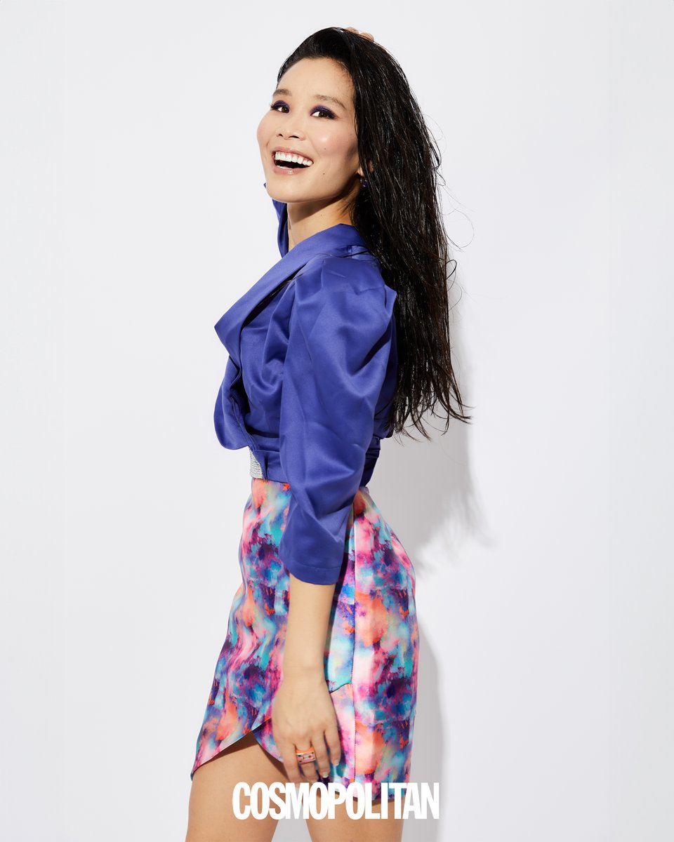 cosmo_ph's tweet image. #AliciaHannahKim is undeniably fun, outgoing (an ENFP, she disclosed), and lively. She&apos;s a natural at keeping a conversation going, with no dead air. #UpCloseWithAliciaHannahKim #cosmophstudios

Read more: bit.ly/3EMgo4f