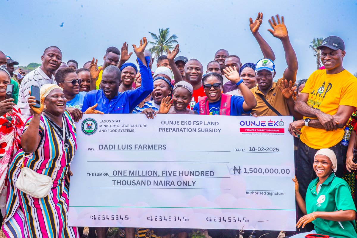 ...as part of the ounje eko farmer subsidy programme, we paid 25% off the land clearing costs for our farmers in Topo Island, Badagry; and made fertilizers given by the FGN available to them. This land will be cultivated for vegetables production...and with an offtaker