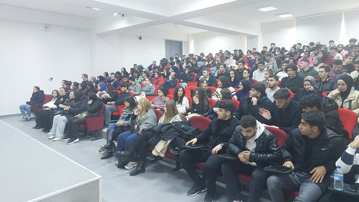 kesansyo's tweet photo. Yüksekokulumuz öğrencilerine yönelik uygulama eğitimleri öncesi almaları gereken İSG Eğitimi Üniversitemiz Keşan MYO'da görevli ve İSG Uzmanı Dr. Öğr. Üyesi Özcan ÇETİNKAYA tarafından 19 Şubat 2025 tarihinde Konferans Salonunda verilmiştir.

https://t.co/X7YxhoU8Ek https://t.co/ttvYlCkIoe
