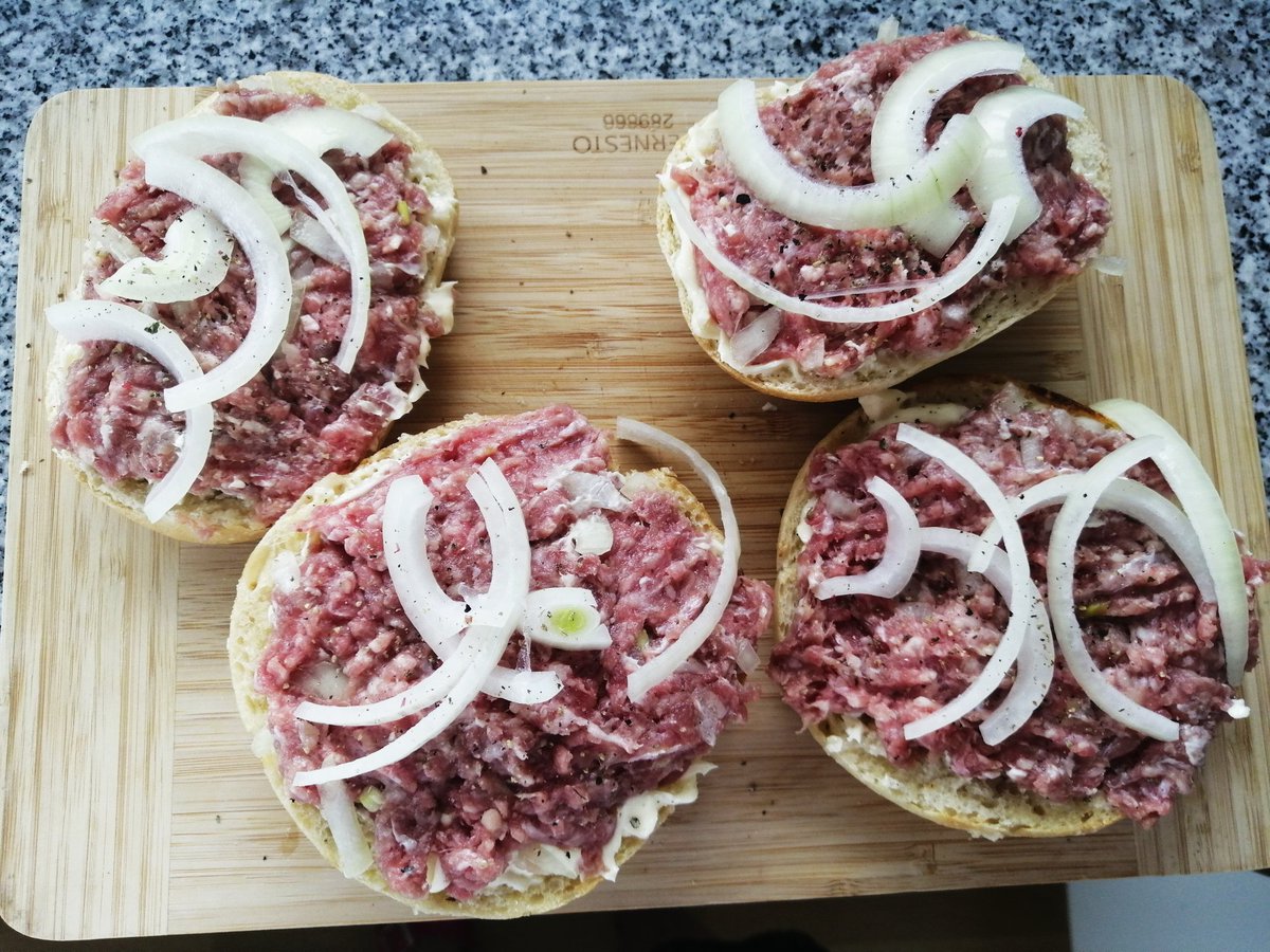 Heidi 🖤 tweet media