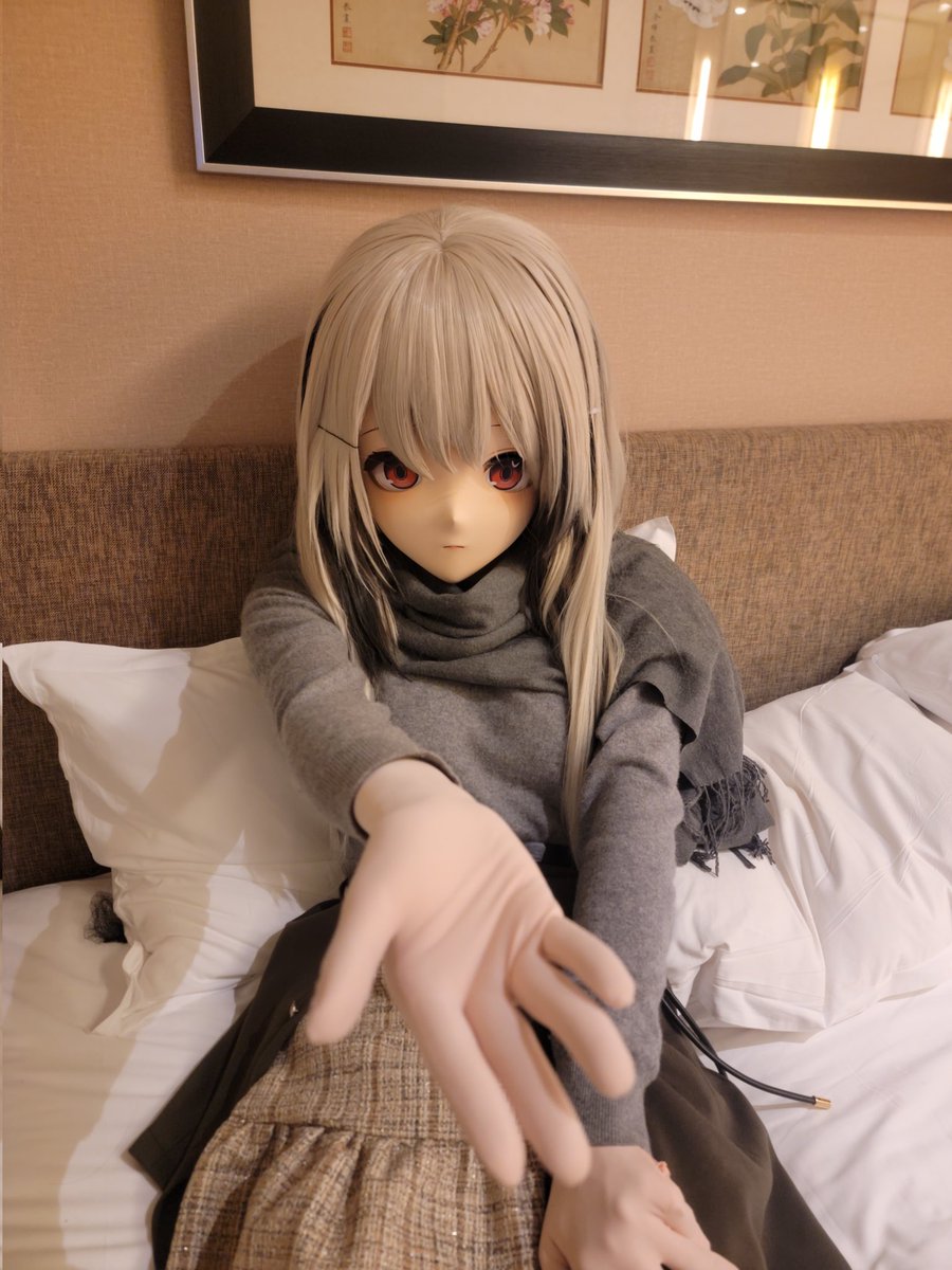 某一条时间线上(?)
博士与泥岩的日常
📷：<a href="/Churchillall/">DXXX</a> 
#kigurumi
#明日方舟
#Arknights
#泥岩
#Mudrock