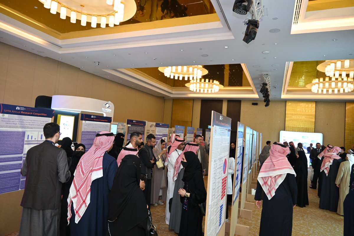 doctorabonawaf's tweet photo. بحمد الله، تم افتتاح فعاليات المؤتمر السنوي لطب الأمراض التنفسية عند الأطفال #PPC2025  في نسخته الثانية عشرة.

كان لي شرف رئاسة هذا الحدث العلمي الطبي المهم خلال السنوات الماضية، وما تحقق من نجاحات هو بفضل الله ثم بتعاون الزملاء والزميلات في التخصص من جميع مناطق المملكة، وبدعم من الجمعية السعودية لطب وجراحة الصدر وأعضاء مجلس الإدارة والشركات الداعمة.

نجاح نهديه للوطن في مناسبة غالية على الجميع، يوم التأسيس، استمرارًا لمسيرة العطاء والتطوير في مجال طب الأطفال التنفسي.

#المؤتمر_السنوي_لطب_الأمراض_التنفسية
#يوم_التأسيس
#الصحة