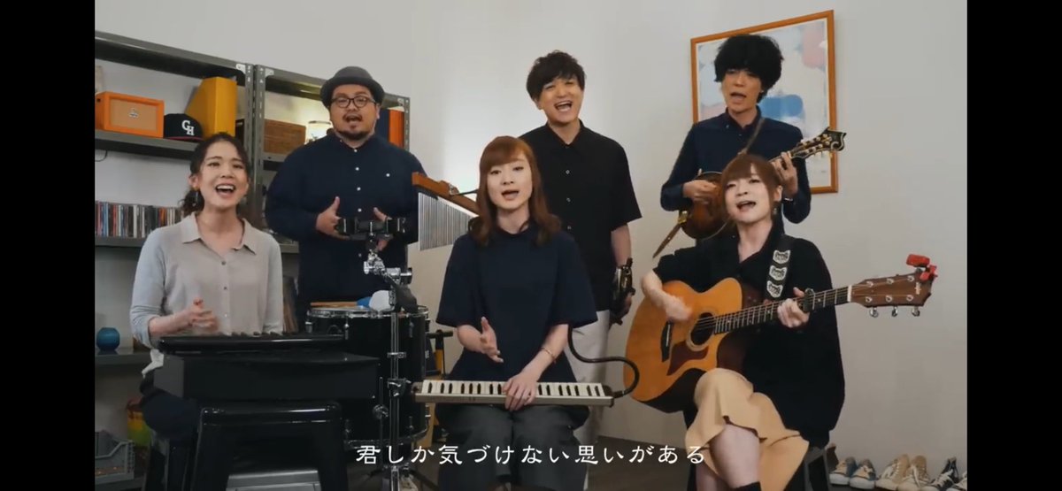 OTONAL_SING's tweet photo. <ForTwoGooses→83これ聴けたら大歓喜>
繋ぐ人
とことん自分のことが嫌になったりふいに孤独に呑まれそうになってもそんな自分だからこそ気づける思いがあるのかもって少し自分に希望が持てた歌。自分も手を伸ばすことを諦めないで手を伸ばしてくれた人の手をとれる人になりたいと思った歌。
#goose7 https://t.co/nzA8rbYD4v