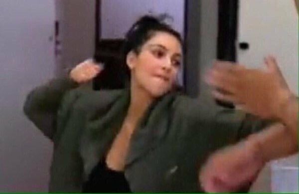 ana.⠀
   Vin Jin is starting wars for
   Mary