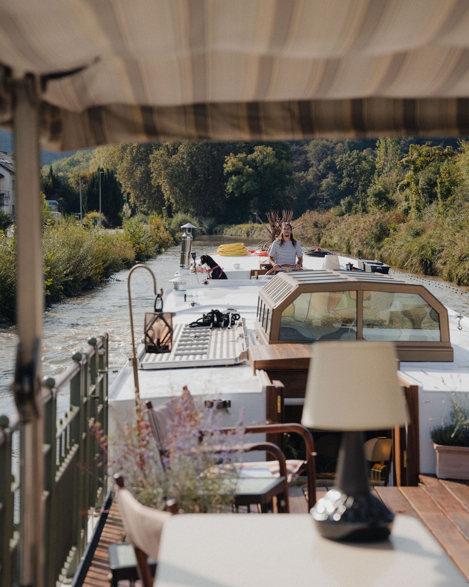 belmond's tweet image. Step aboard Coquelicot, one of Belmond’s Les Bateaux boats, and explore the Champagne region like never before. Cruise past historic châteaux, tour Ruinart’s chalk cellars, and end the day with Champagne under the stars.

Discover More: 
belmond.com/boats/europe/f…