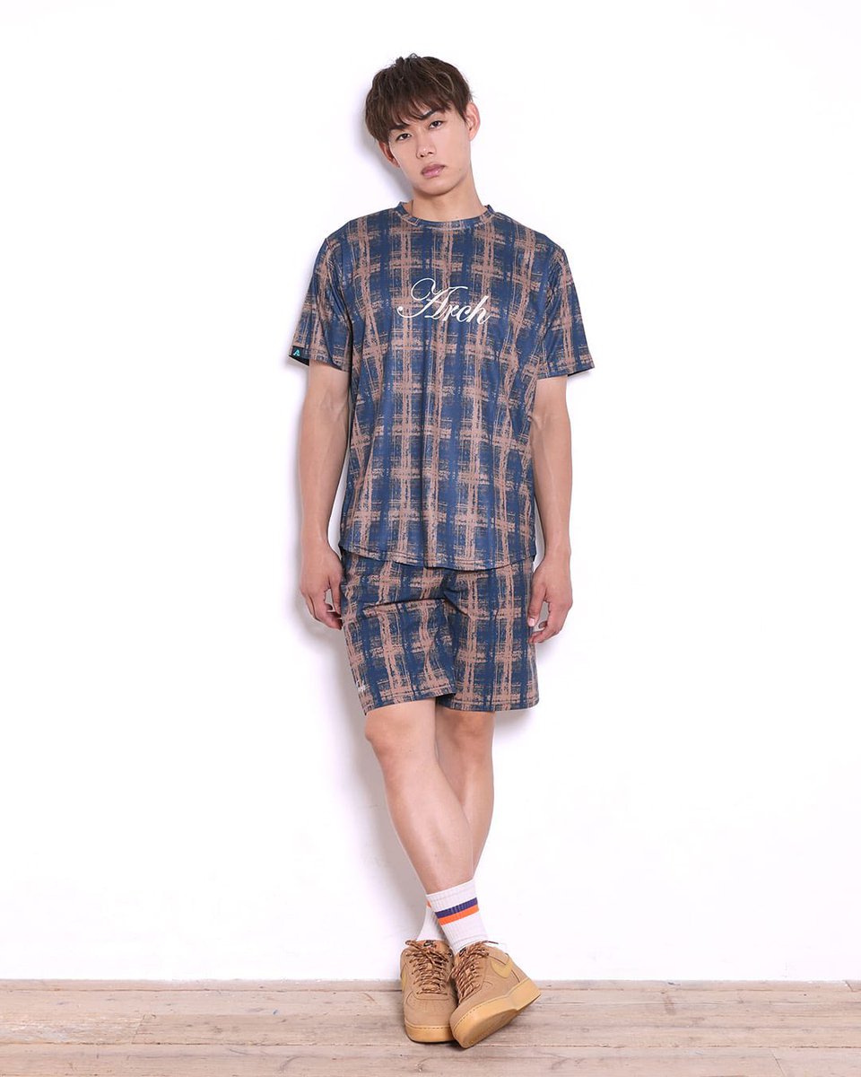 cursive logo plaid shorts
(nile blue/off white)
(navy/latte)
(dark brown/gray)

arch-design.jp/?mode=srh&keyw…

#arch_bal #ARCH_BALLER #Arch
#Archbasketball #wintercollection
#冬の新作 #winter #ショーツ
#DRY #セットアップ
#キョウハナニヲキテイコウ