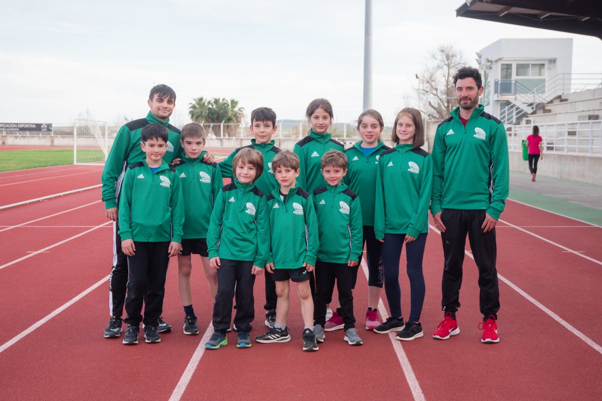 Nuestros pequeños siguen disfrutando y divirtiéndose con la iniciación al Atletismo todos los martes y jueves en Cáceres en <a href="/CTD_cdcaceres/">Ciudad Deportiva CC</a> y en Navalmoral en el IES.Albalat de 17.00 a 18.00.Proximamente comentarán los JUDEX <a href="/FedExtAtletismo/">Fed. Ext. Atletismo</a> Solicita información sin compromiso!