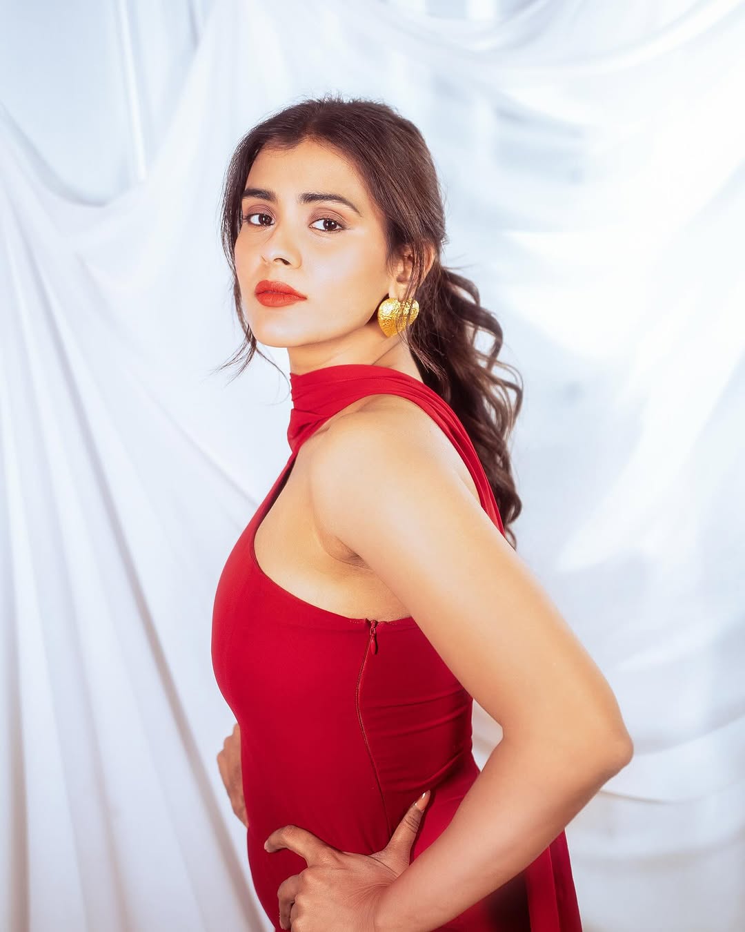 GkO7t08XwAA8oCc?format=jpg&name=large