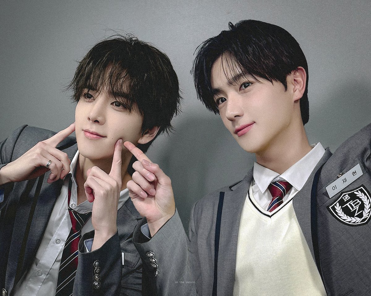 𝙤𝙣 𝙩𝙝𝙚 𝙧𝙚𝙘𝙤𝙧𝙙. tweet media