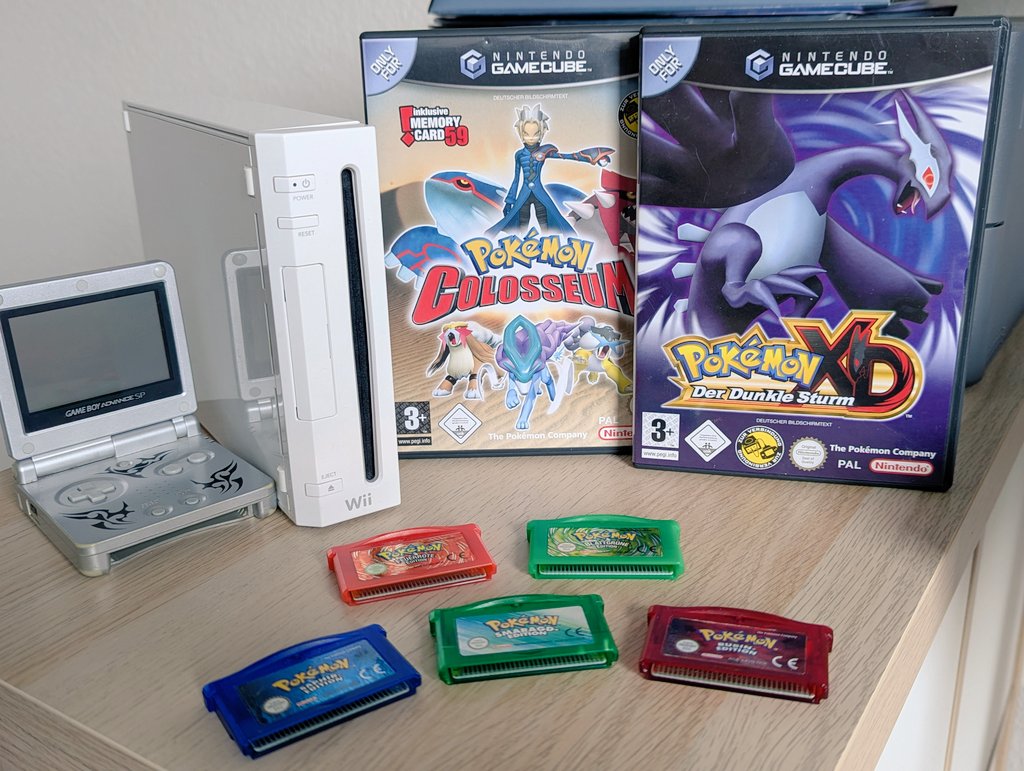 Habe gerade diese ganzen Pokémon Spiele auf meinem Schreibtisch gefunden.

Ob damit demnächst ein Projekt ansteht? 👀