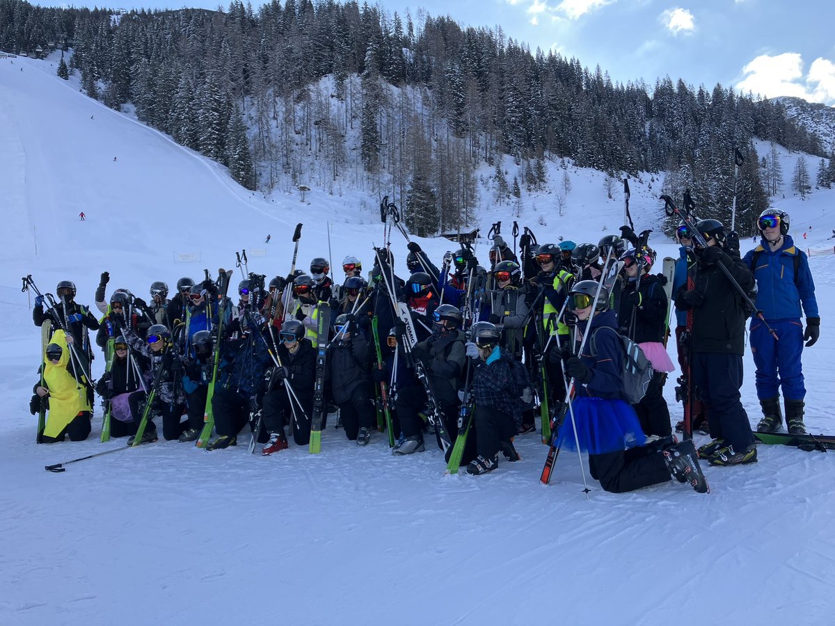 Rodborough PE tweet media