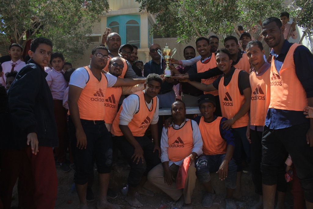 #مدارس_الارتقاء_الأهلية
#عشرون_عاماً_الارتقاء_منهل_لمستقبل_أفضل
#برنامج_ريادة
شعبة التربية البدنية والرياضية تقيم مباراة تنشيطية للكادر الإداري والتعليمي