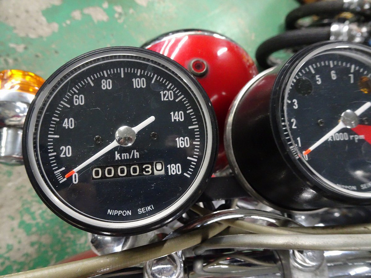 bestauto_jp's tweet photo. SL175まさかの国内未登録車!
各所メッキが錆びてたので再メッキで仕上げてみました〜!!
エンジンも調子いいですよ〜!
#ベストオート
#SL175
#ホンダ
#バイク
#希少車
#mjバイク
#mj https://t.co/RjKvHWKajD