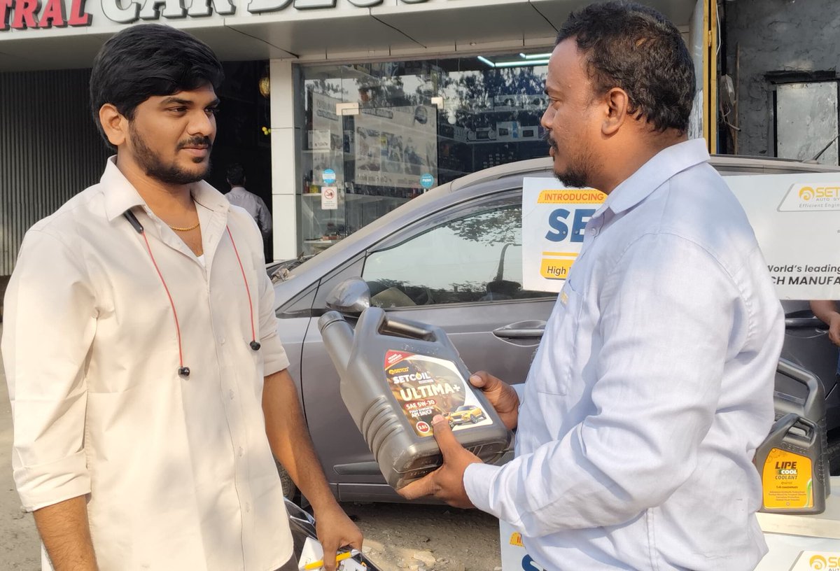 SetcoAutomotive's tweet photo. Powering up Gajuwaka, Visakhapatnam with Setcoil Lubricants!
The Corner Meet was all about building trust and showcasing the quality of Setcoil that keeps engines running smoothly.

#setcoautosystems #clutchleaders #customerfirst #setcoil #mechanics https://t.co/GawDPBJ1QX