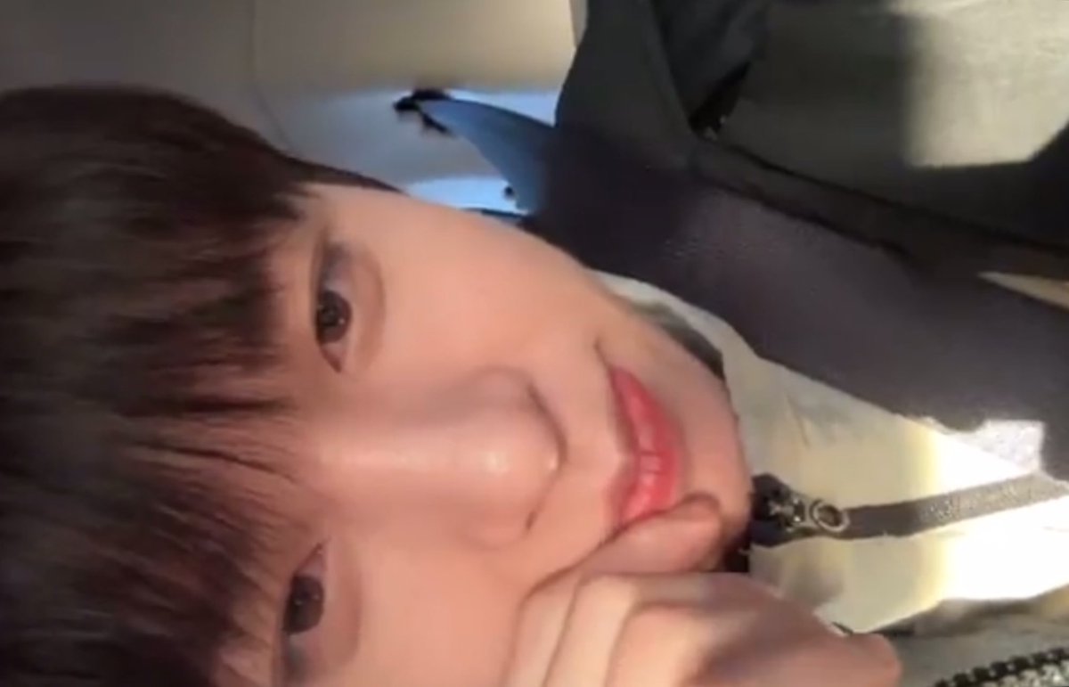 junghwan live today is too cute and handsome 😖🤎