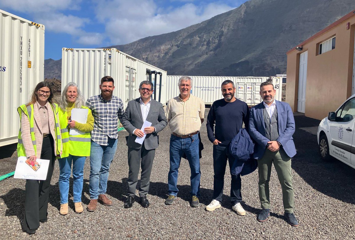 Las 3 #Desaladoras portátiles que nos encargó el Cabildo de #ElHierro ya están en producción 💦

La #Tecnología y el diseño utilizados en nuestras plantas, reduce el #ConsumoEnergético y la #HuellaDeCarbono del ciclo del #agua 👉 mas #Sostenible 🌿

<a href="/PrensaElHierro/">Cabildo de El Hierro</a> <a href="/Elmasa_TA/">Elmasa Tecnología del Agua</a>