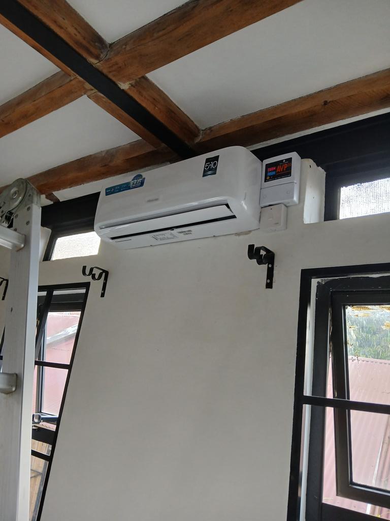 Take advantage of our free quotation for installation of split units ACs! Call us today to learn about our current charges for maintenance too.

0782644202
