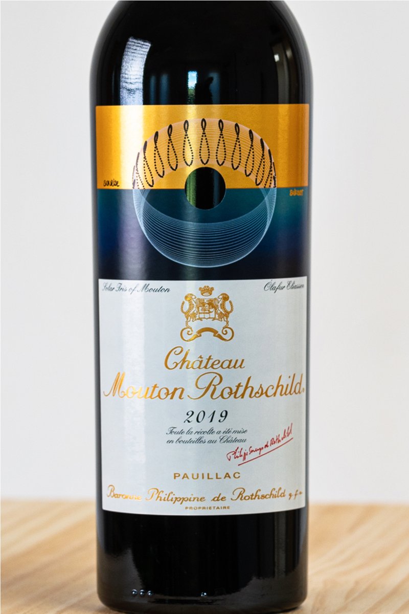 Vinesia (@vinesiawinetech) on Twitter photo 🍇 Get your hands on some rare and exceptional bottles. Today at 6 pm the very special Château Mouton Rothschild 2018 and 2019 vintages will be available on <a href="/timelessinvest_/">timelessinvestments</a> 💎
Since their release, the 2018 and 2019 vintages have gained over 41% and 45% in value respectively. 🍇 Get your hands on some rare and exceptional bottles. Today at 6 pm the very special Château Mouton Rothschild 2018 and 2019 vintages will be available on <a href="/timelessinvest_/">timelessinvestments</a> 💎
Since their release, the 2018 and 2019 vintages have gained over 41% and 45% in value respectively.