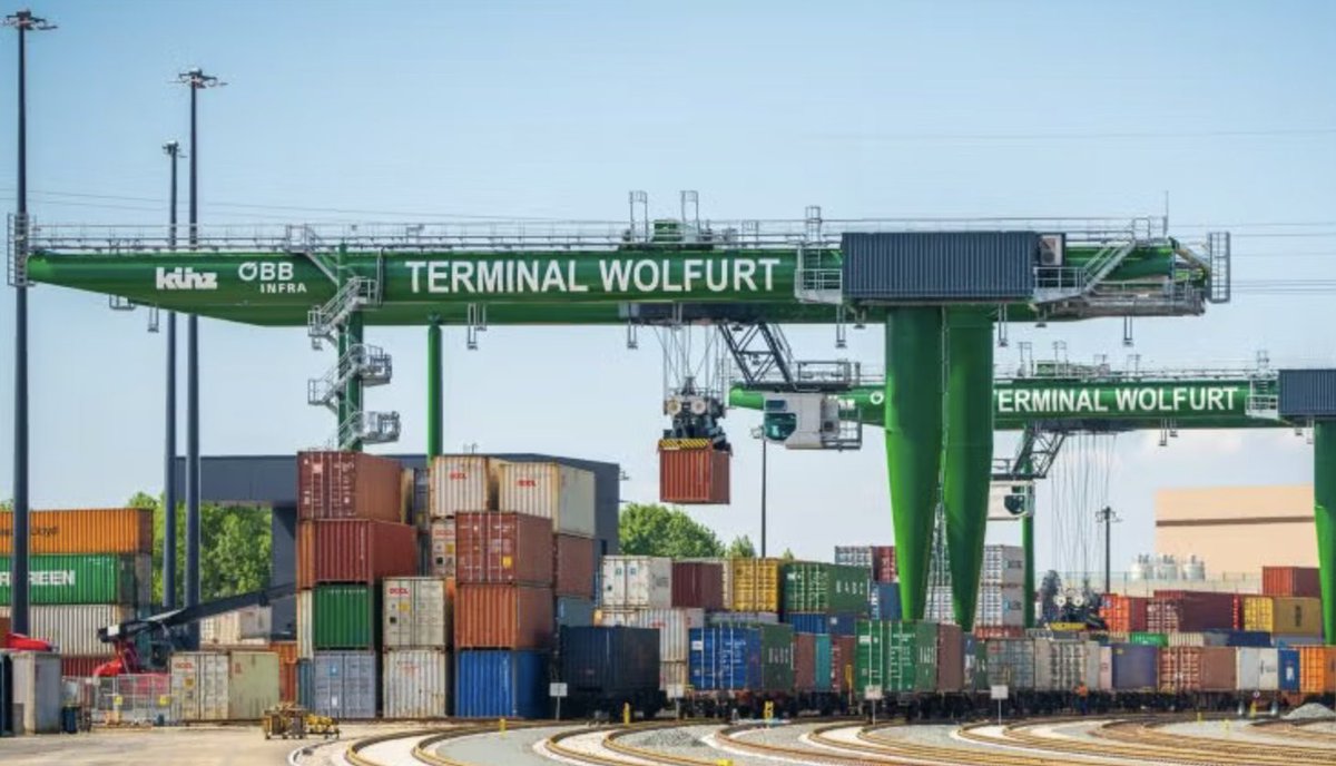 Kuenz secures contract with ÖBB for 5 automatic gantry cranes to TSA INFRA terminals in Vienna South, Wels, and Wolfurt tinyurl.com/zwftsknu