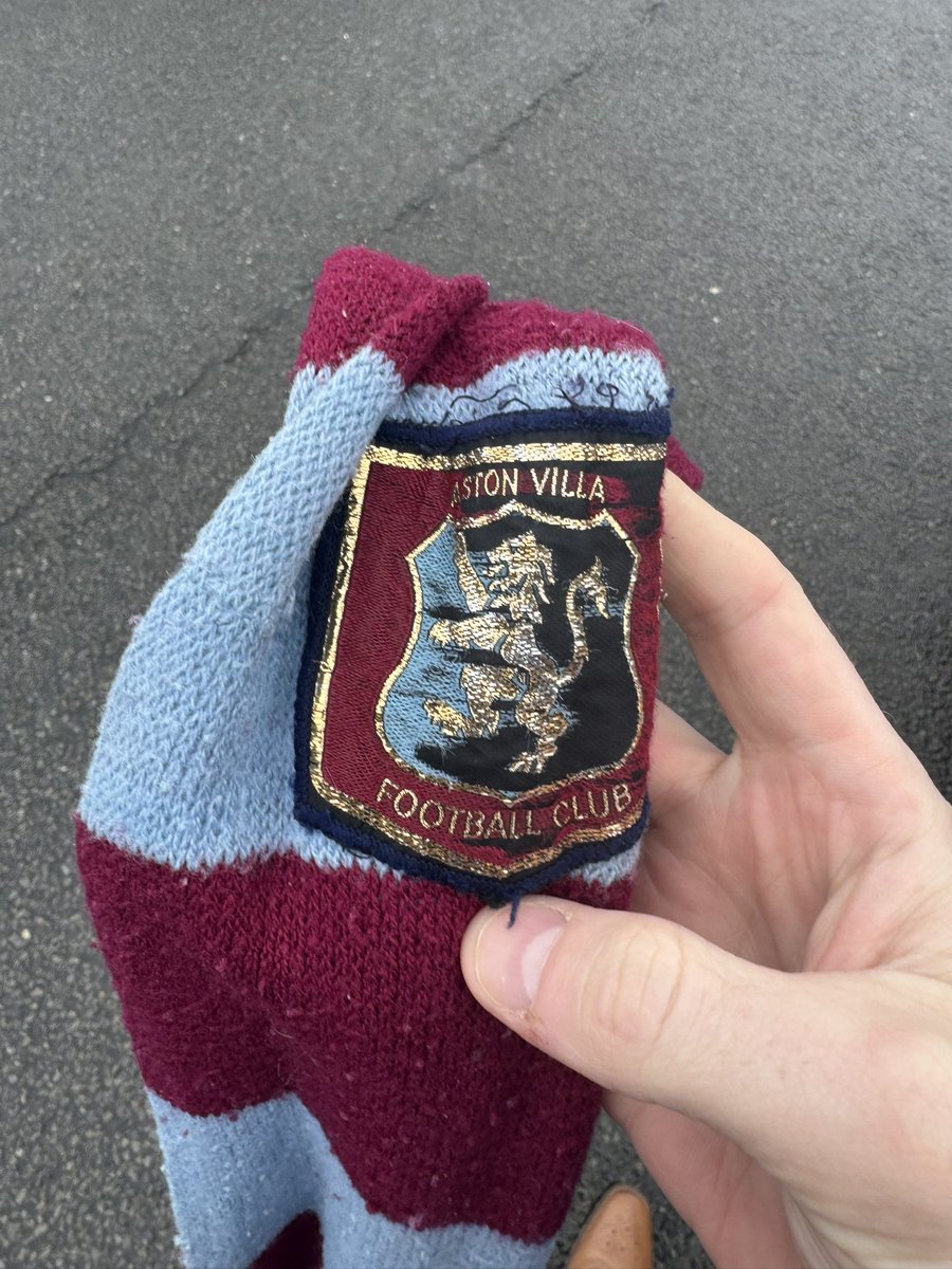 RattyAVFC's tweet image. I’ve just driven from Edgbaston to have a look. I think I’ve found it for you mate. Send me your number &amp;amp; I’ll get it back to you UTV