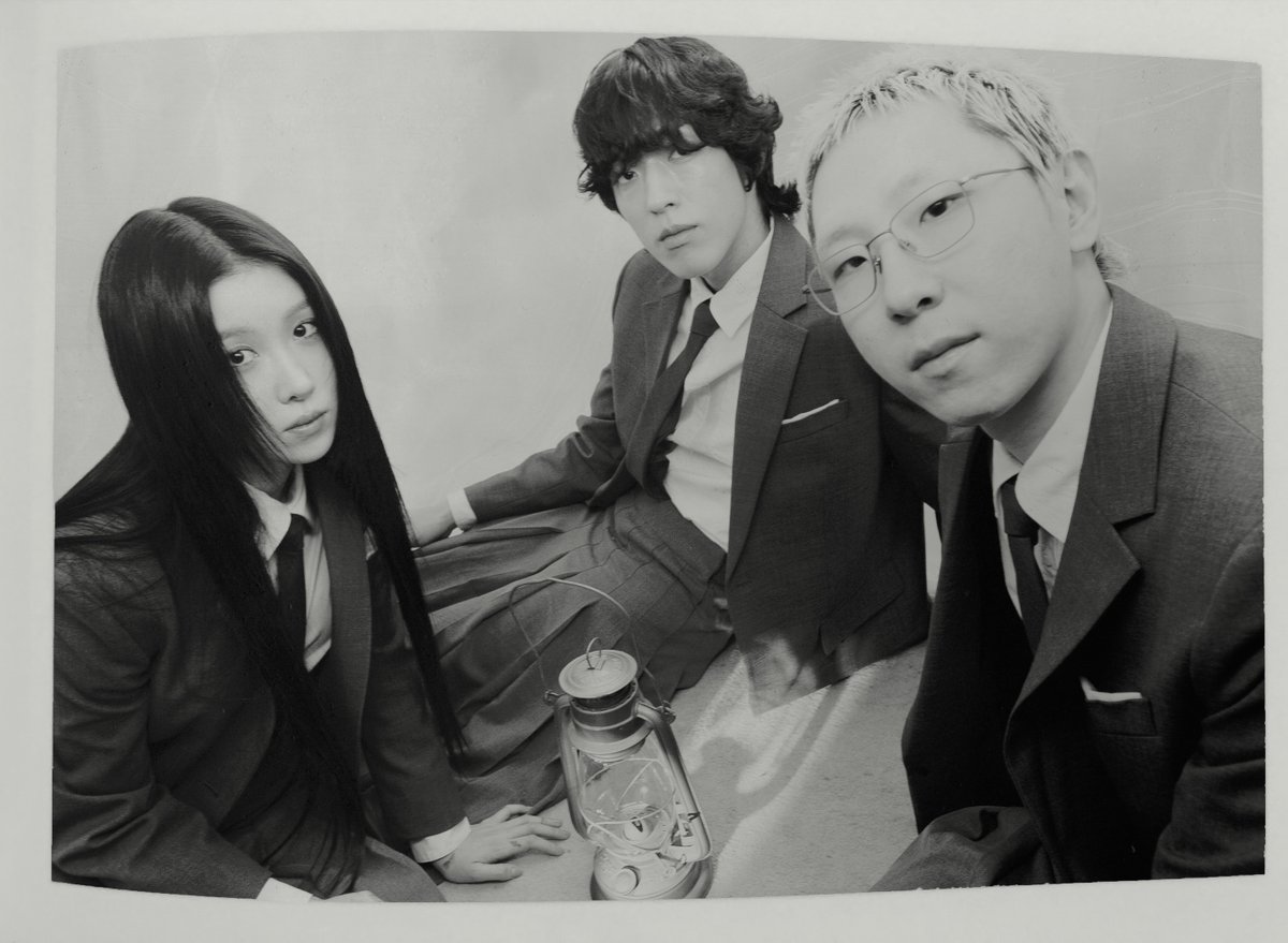 ၊|၊|၊၊ [Rules] Main Profile

“Please, lock me up with some rules”
“규칙과 함께 날 가둬줘”

The Volunteers Single [Rules]
2025.02.25 TUE 6PM KST

#Rules #TheVolunteers #더발룬티어스 #TVT