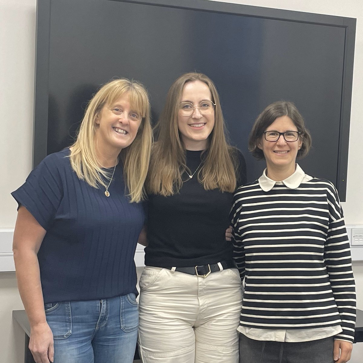 QUB - Maths&Physics (@qubmathsphys) on Twitter photo Congratulations to Dr Sarah Gregg, who successfully defended her PhD on Wednesday, 19th February 2025
Title: Many-Body Theory of Positron Binding, Scattering and Annihilation in Molecules
Supervisor: Dr Dermot Green <a href="/QUBelfast/">Queen's University Belfast 🎓</a> <a href="/QubEps/">QUB EPS</a> <a href="/QUBEngagement/">Queen’s University Civic Engagement</a> <a href="/CDT_PIADS/">PIADS CDT</a> <a href="/AstroQUB/">Astrophysics Research Centre @ QUB</a> #LoveQUB Congratulations to Dr Sarah Gregg, who successfully defended her PhD on Wednesday, 19th February 2025
Title: Many-Body Theory of Positron Binding, Scattering and Annihilation in Molecules
Supervisor: Dr Dermot Green <a href="/QUBelfast/">Queen's University Belfast 🎓</a> <a href="/QubEps/">QUB EPS</a> <a href="/QUBEngagement/">Queen’s University Civic Engagement</a> <a href="/CDT_PIADS/">PIADS CDT</a> <a href="/AstroQUB/">Astrophysics Research Centre @ QUB</a> #LoveQUB