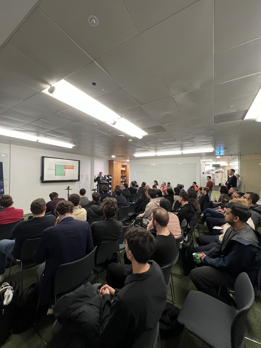 humanloop's tweet image. 📍PMs in AI Meetup, London 🇬🇧

Yesterday we held a Meetup in the UCL Centre for Artificial Intelligence for product managers working on AI agents and applications.

Huges thanks to all who turned up (it was a full house!) and to our speakers:

• @samstphenson (Founder,…