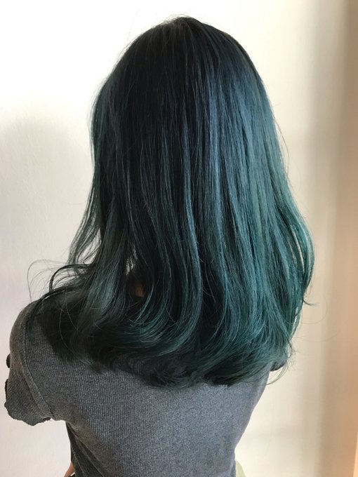 @lmAIter こんな感じの色をイメージしてた 