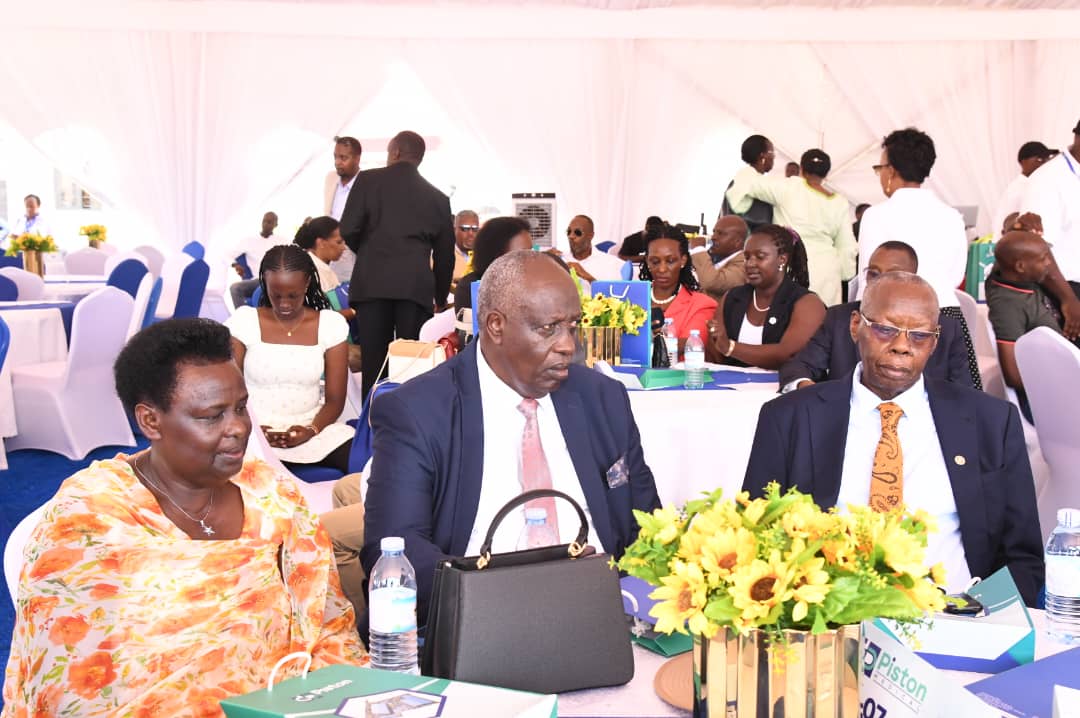 newvisionwire's tweet image. 1/ 🚨 LIVE: @PistonMedical is officially launching its state-of-the-art parenteral drug manufacturing factory at Namanve Industrial Park today. 💊 

The Chief Guest, H.E. @KagutaMuseveni #PistonMedical