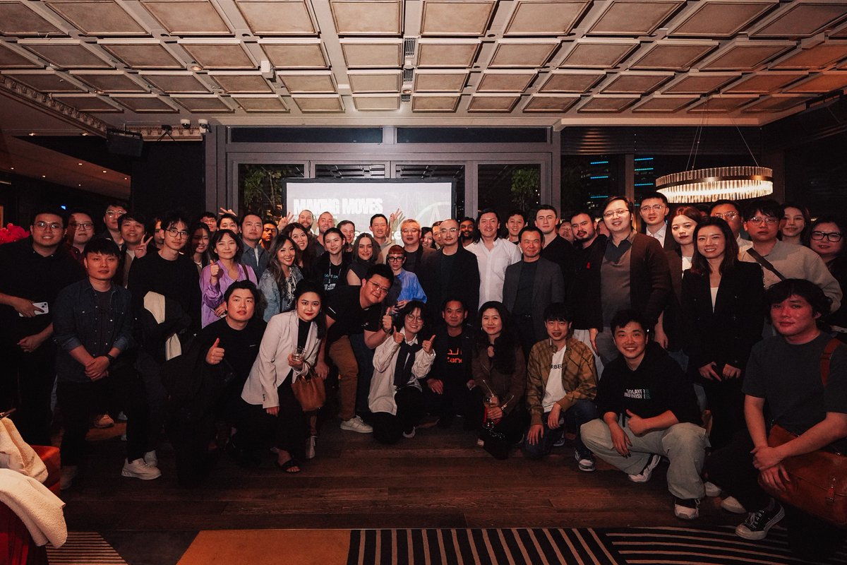 MovemakerCN's tweet photo. 非常感谢昨天参加我们活动的每一位朋友，抽出时间来了解Movemaker！

我们和 @Aptos 团队以及在场的所有人一起度过了非常愉快的时光，也非常高兴能有 @0xSamuelG 和 @JeffRenOKX  进行演讲。

@AveryChing 在 MAKING MOVES上说：“2025年我真的很兴奋，你可以看到生态系统在我们所做的事情中占据主导地位。我们有机构。我们有技术。现在是时候建立我们的建设者生态系统了。”

“现在真的是我们深入世界华语地区、其社区并探索在这里与这些了不起的人们一起可能实现的潜力和创新的机会。”

这正是Movemaker的使命和目标 🫡 让我们一起共建 #Aptos

同时，向我们合作伙伴 @OKX_Ventures 、 @0xBlockBooster 和 @AnkaaLabs 致以诚挚的谢意 💖