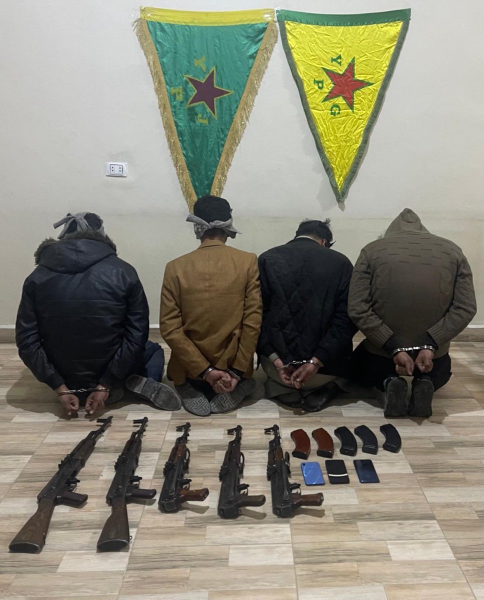 ypj_enformasyon's tweet image. #YPJ özel timleri Haseke kentinde düzenlenen özel operasyonda 4 silahlı şahıs yakaladı.
18 Şubat günü saat 22.00 sularında Haseke'de huzuru bozdukları şüphesiyle 4 silahlı şahıs gözaltına alınmıştır.Operasyonda 5 adet AK-47 tipi silah da ele geçirildi. 
#Rojava