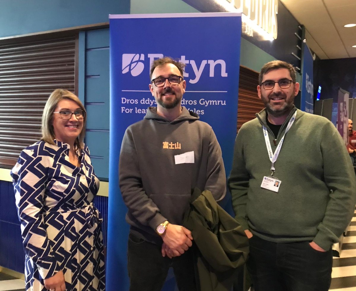 We are at Cardiff City Stadium today for Youth Work Conference Cymru 2025. Come and say hello if you're attending. 

Find out more about our work with the Youth work sector in Wales : 

estyn.gov.wales/sector/youth-w…