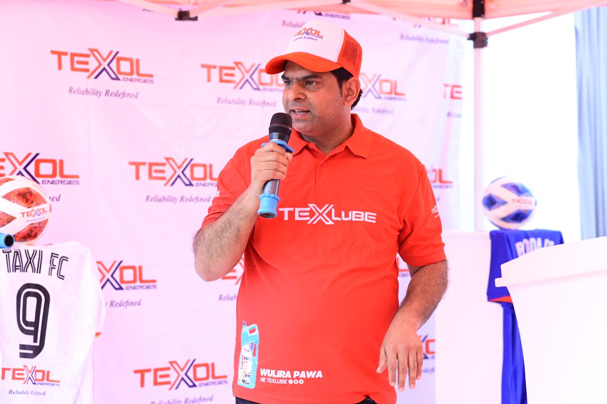 TexolEnergies's tweet photo. Ghulam Mustafa, a Chemical Engineer who worked on the making of the #TexLube; The lubricants are a new entrant for #TexolEnergiesUG and I’d like to let you know that the 7L TexLube has specifically been bottled for Ugandan Taxis.
#TexolIsHere https://t.co/LTln3fZaCC
