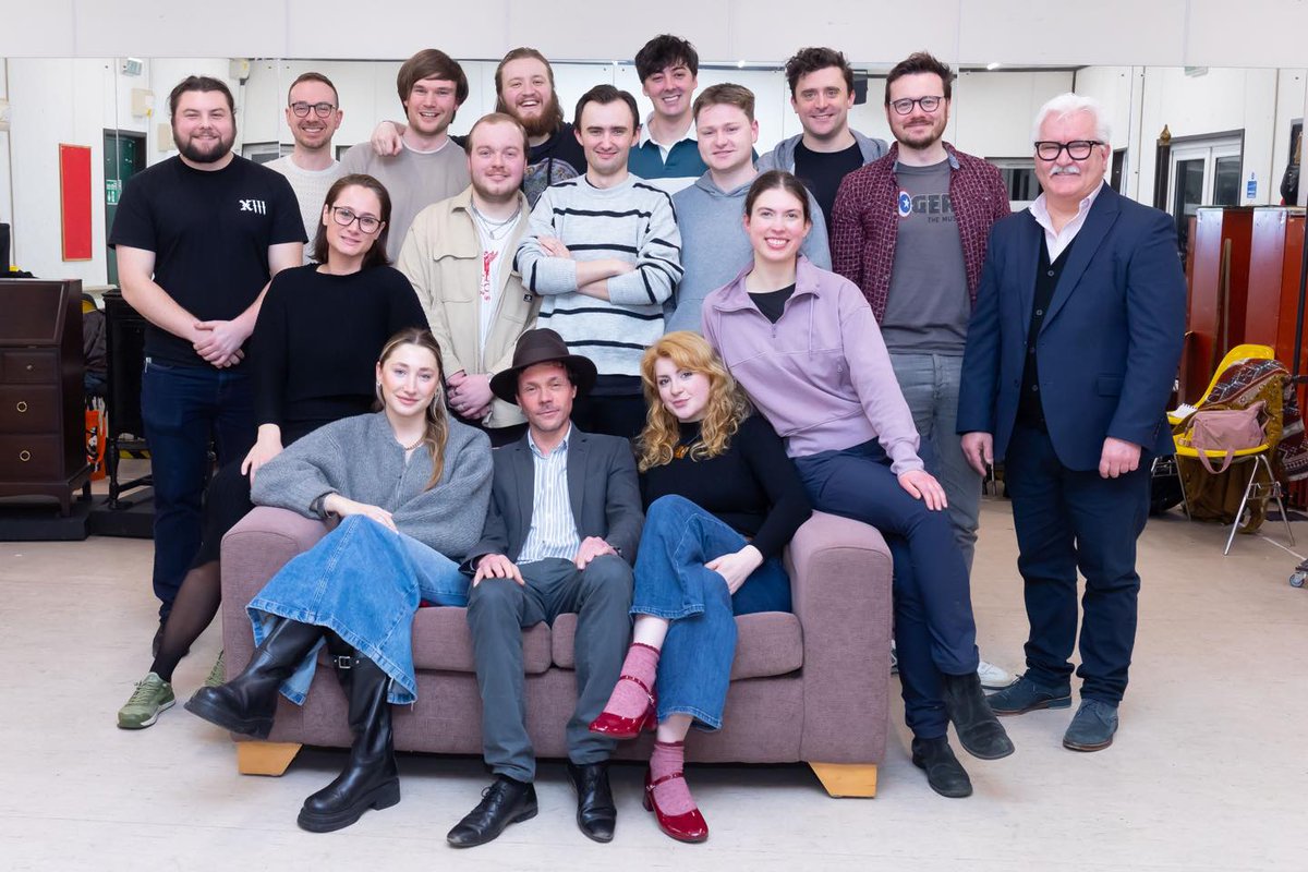 It opens at the Altrincham Garrick Playhouse on Monday.

altrincham.todaynews.co.uk/arts/2025/02/2… <a href="/AltrinchamG/">Altrincham Garrick Playhouse</a>