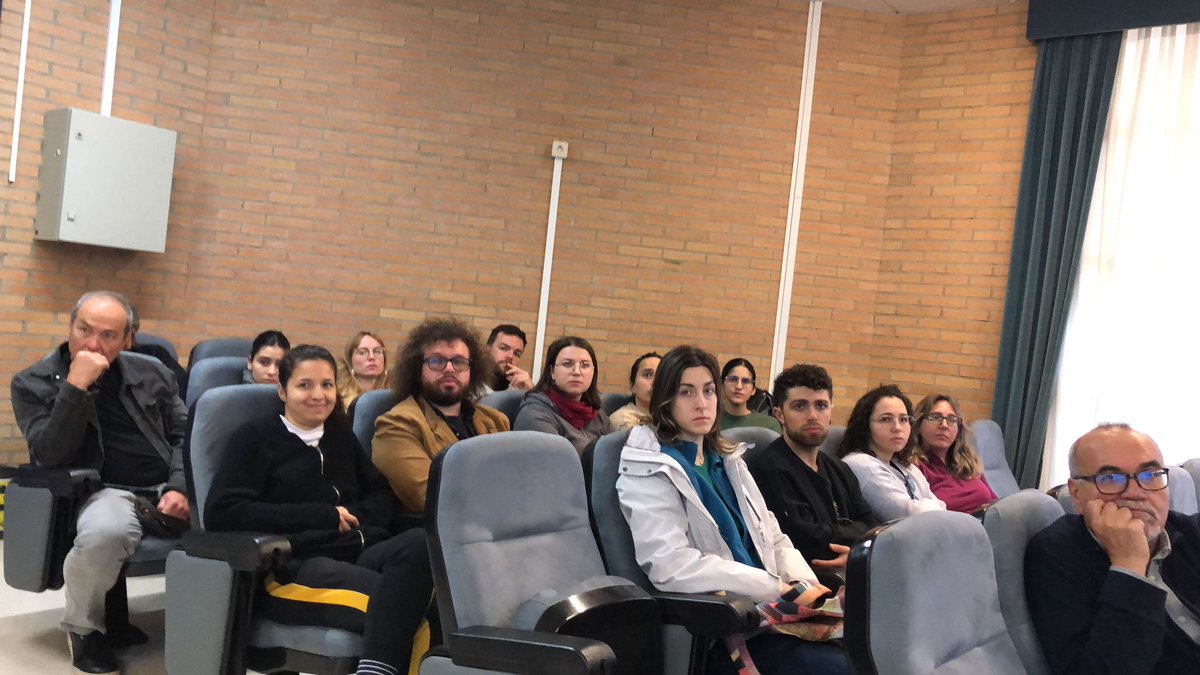 engloba_ual's tweet photo. 🔬Hoy, en el marco de los #Seminarios para conocer las #Investigaciones de nuestros compañeros, Claudia Voigt nos ha compartido su experiencia con los #IsótoposEstables en las interacciones hidroclimáticas entre la #SuperficieTerrestre y la #Atmósfera💧🌍. ¡Muy interesante!🎉 https://t.co/hJOQzrpbvt