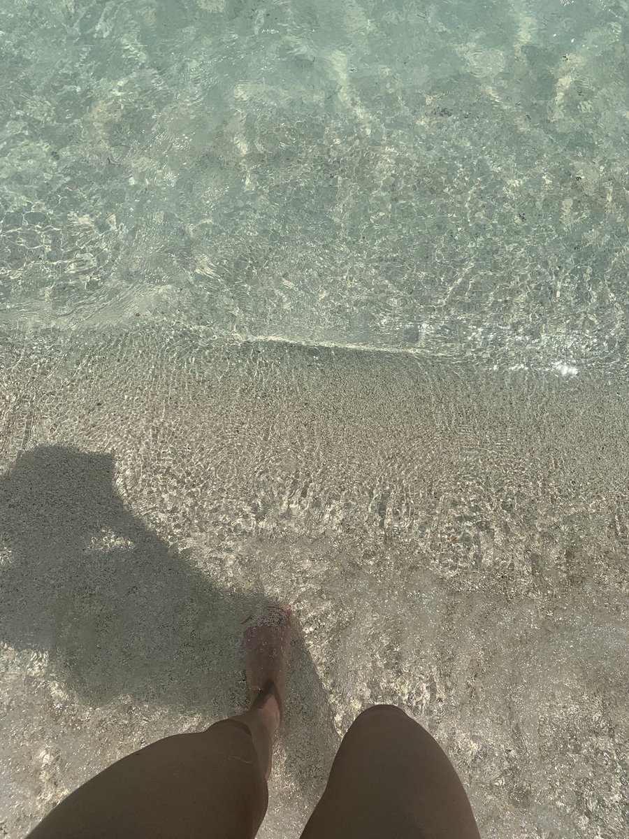 heltrilla's tweet photo. Gulhi, Maldives https://t.co/aUiiN5HjSw