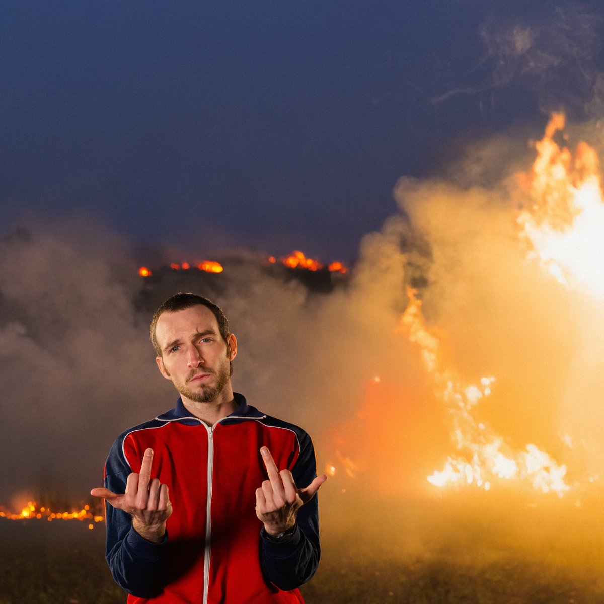 Nouveau son dispo : Perdu d'avance
►idol-io.ffm.to/enlegende
et j'ai rassemblé tous les sons que j'ai sorti cette année dans un album que voici