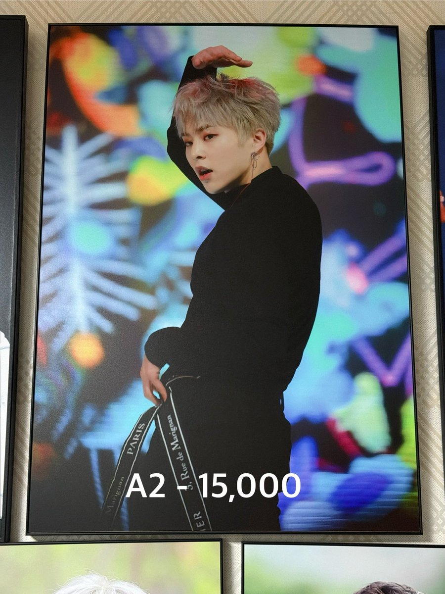 eeeeexo_04's tweet photo. 엑소 첸백시 시우민 백현 액자 굿즈 양도 디움닷 화요일 템포 쇼케이스

A2 - 20,000원 (아크릴액자)
A2 - 17,000원
A2 - 17,000원
A2 - 15,000원

택배 / 대구 직거래 가능
dm, 오픈카톡 주세요❗️

exo poca sell suho xiumin baekhyun sehun kai chanyeol chen photocard https://t.co/QntPPDB6bb