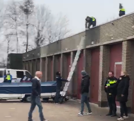 Politie neemt grote hoeveelheid joints in beslag in Edam