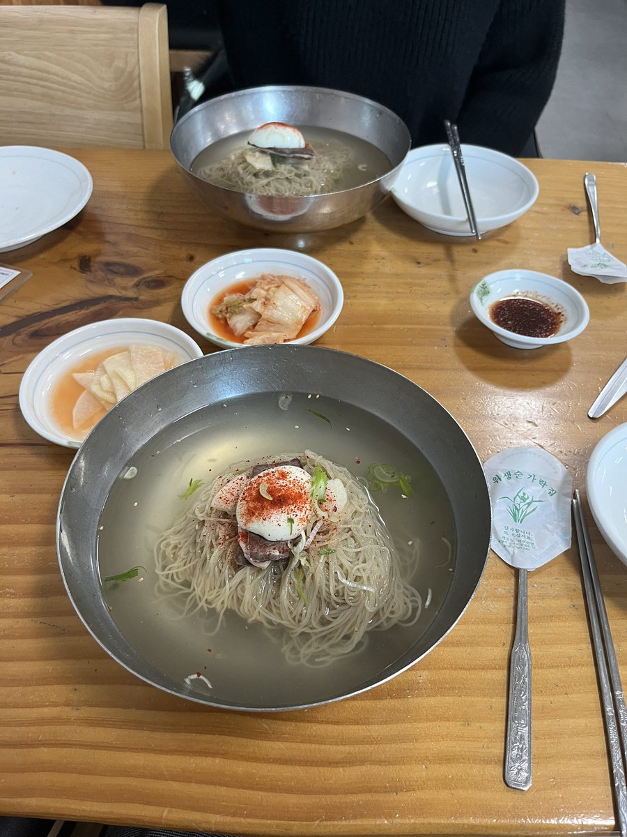 의정부 평양냉면, 일요일과 월요일 휴무라 주중에 방문.. 평양냉면계의 씨간장. 수육도 예술.