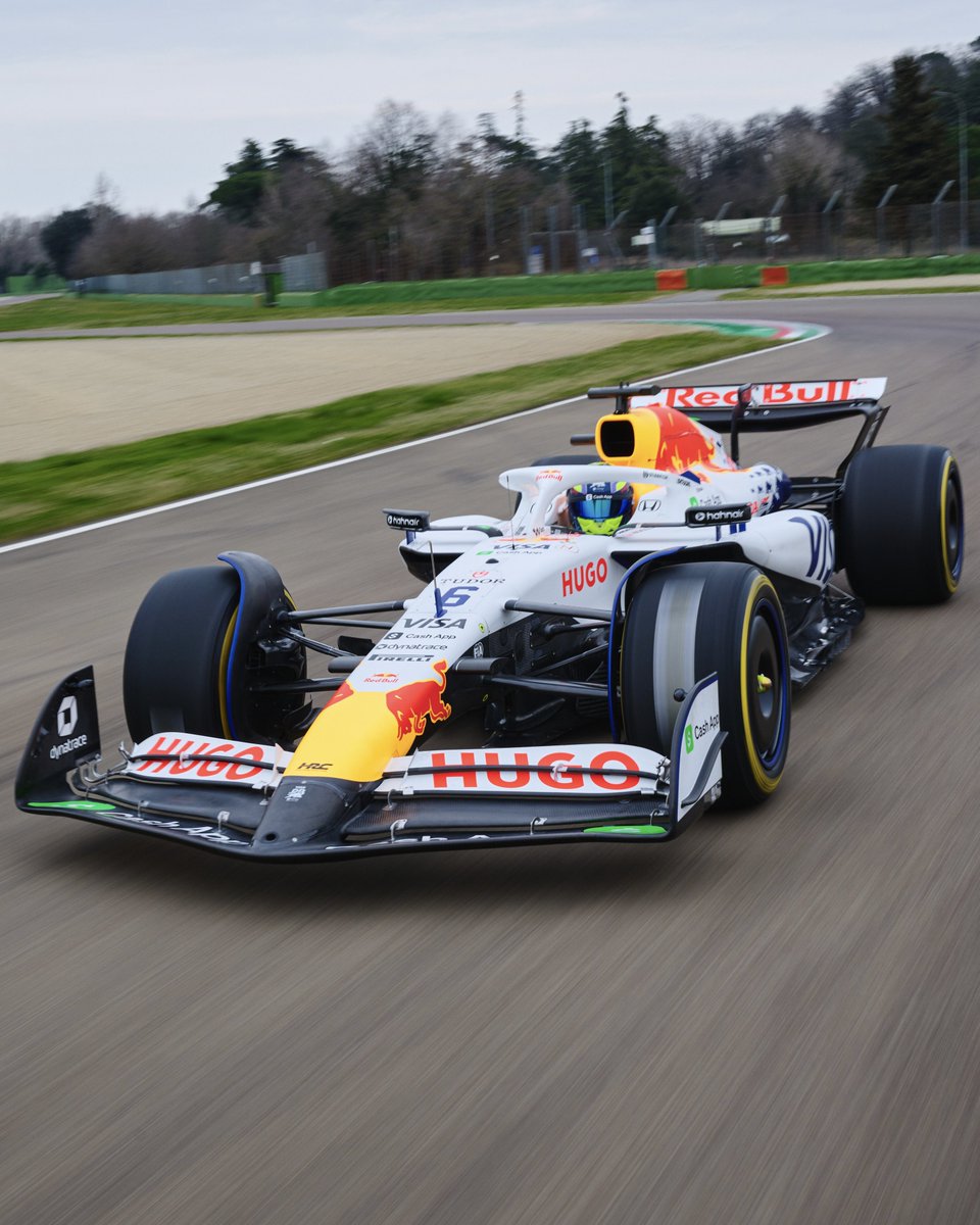visacashapprb's tweet photo. One word: Obsessed 🤩 

#F1 #VCARB https://t.co/7r6mhuX0NH