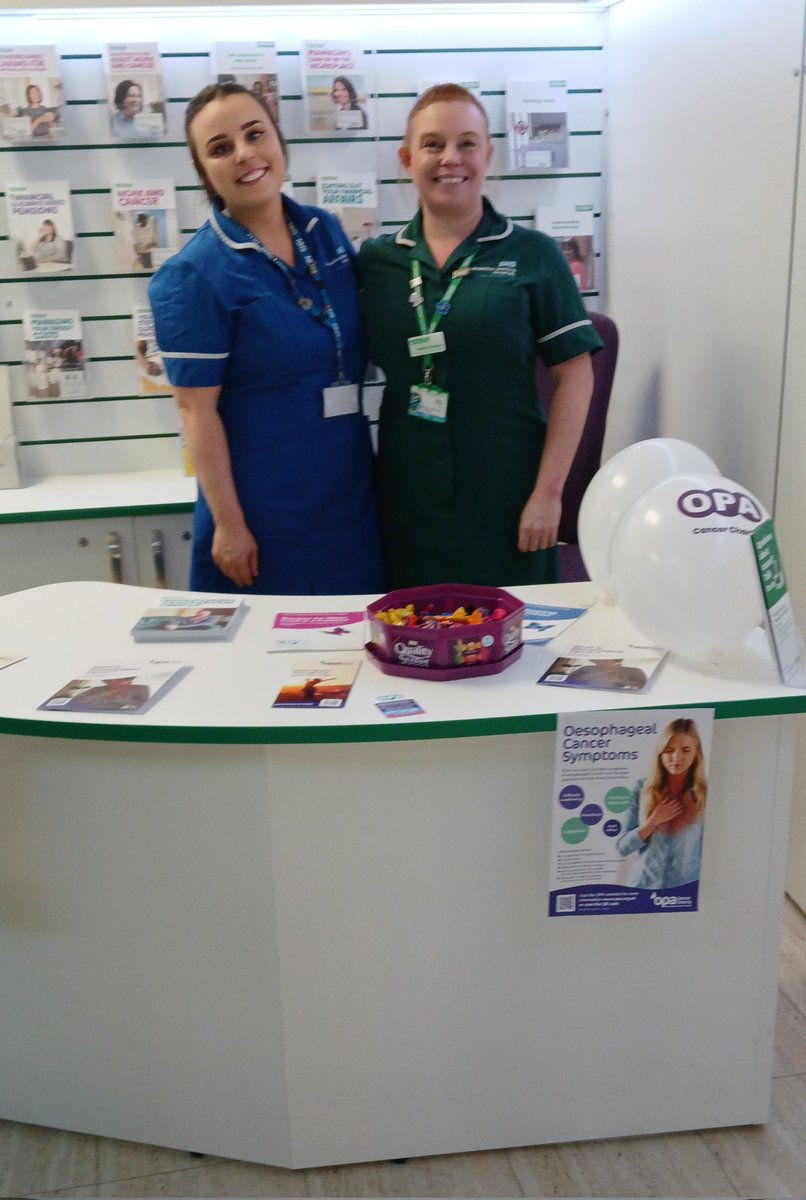 info_macmillan's tweet image. Heather and Hannah from the Upper GI team are raising awareness of #oesophagealcancer at the Macmillan pad today. Come along to find out more information or ask any questions. @LancsHospitals