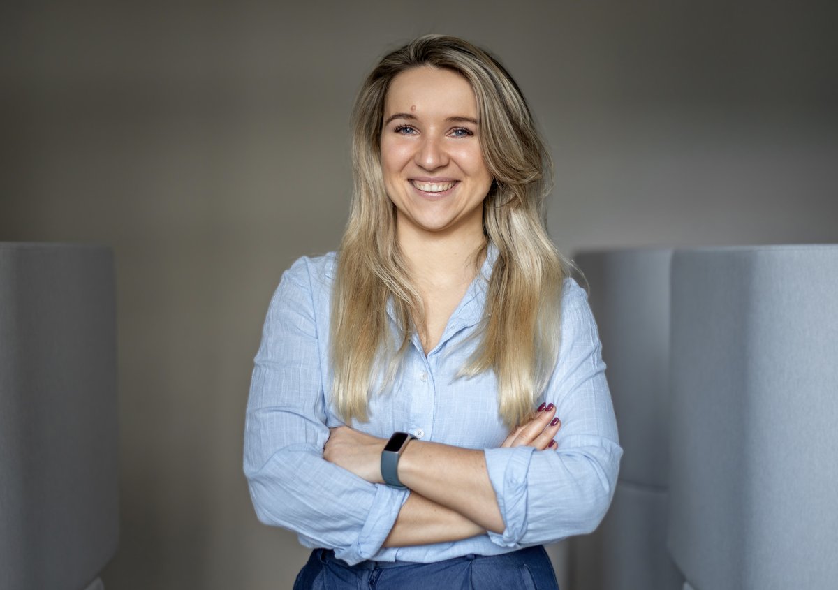 dpa_unternehmen (@dpa_unternehmen) on Twitter photo Stella Venohr <a href="/ella94victoria/">Stella Venohr</a> wird ab 1. September neue Medienkorrespondentin der <a href="/dpa/">dpa</a>. Sie folgt auf Anna Ringle <a href="/ANNARINGLE/">Anna Ringle</a>, die die Leitung des dpa-Regionalbüros Nordamerika übernimmt
👉 Mehr in unserer PM: presseportal.de/pm/8218/5975295 Stella Venohr <a href="/ella94victoria/">Stella Venohr</a> wird ab 1. September neue Medienkorrespondentin der <a href="/dpa/">dpa</a>. Sie folgt auf Anna Ringle <a href="/ANNARINGLE/">Anna Ringle</a>, die die Leitung des dpa-Regionalbüros Nordamerika übernimmt
👉 Mehr in unserer PM: presseportal.de/pm/8218/5975295