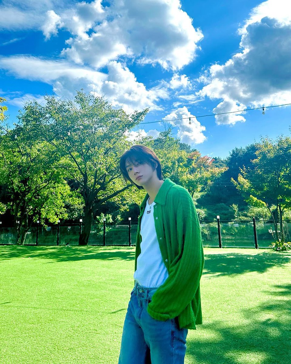 dearmy_ho_'s tweet photo. 성호 초록색 잘 어울려 … 💚💚
이름처럼 넘 맑아 ….💚 https://t.co/asvLQgcYun